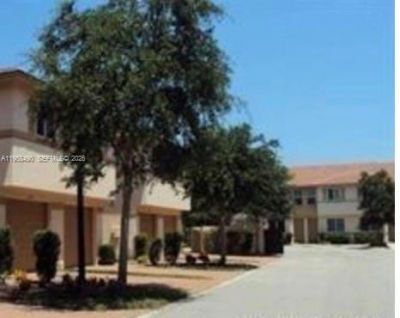 1909 Hibiscus Ln, Unit 1909, Riviera Beach, FL 33404 Photo