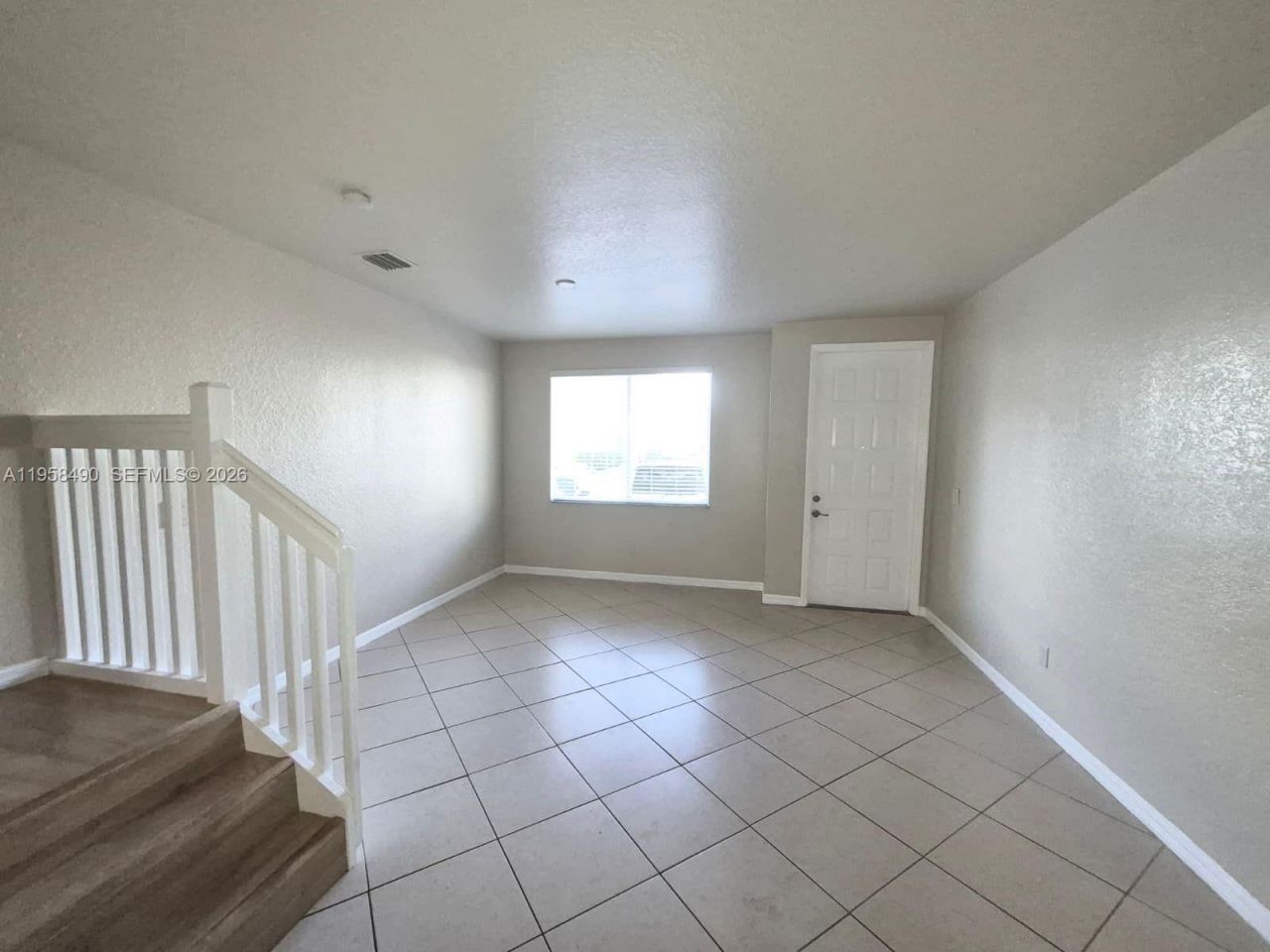 1909 Hibiscus Ln, Unit 1909, Riviera Beach, FL 33404 Photo