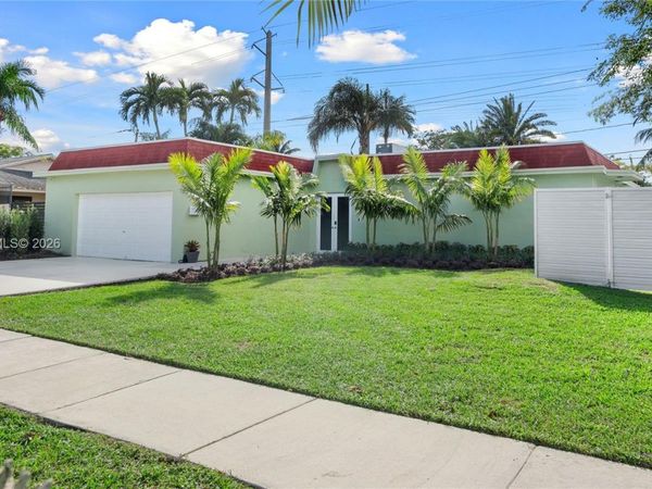 8614 SW 102nd Pl, Miami, FL 33173