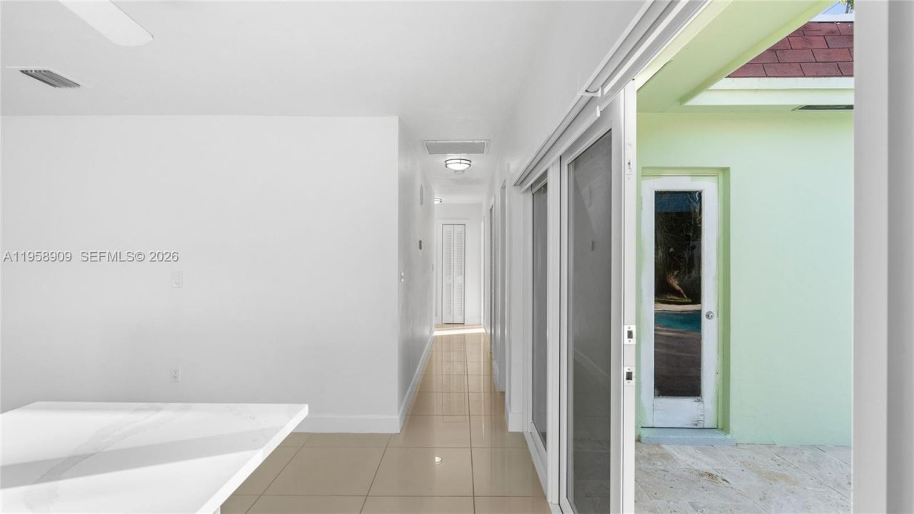 8614 SW 102nd Pl, Miami, FL 33173 Photo