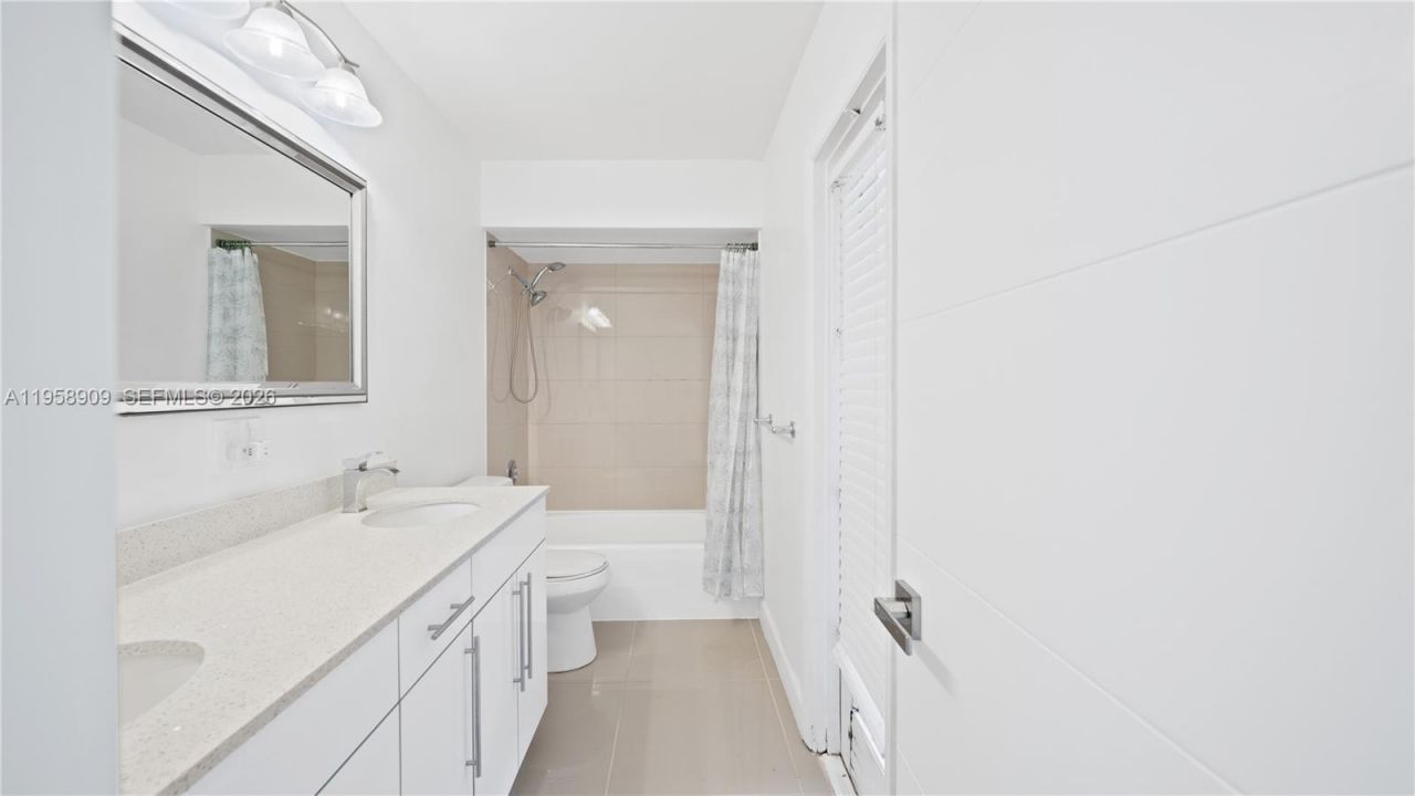 8614 SW 102nd Pl, Miami, FL 33173 Photo