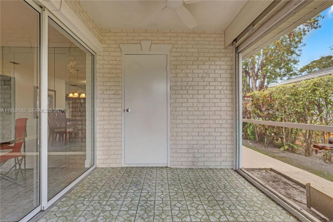 10115 44th Way S, Unit 409, Boynton Beach, FL 33436 Photo