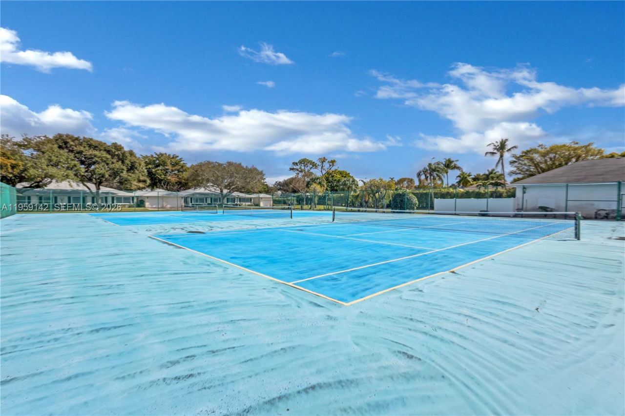 10115 44th Way S, Unit 409, Boynton Beach, FL 33436 Photo