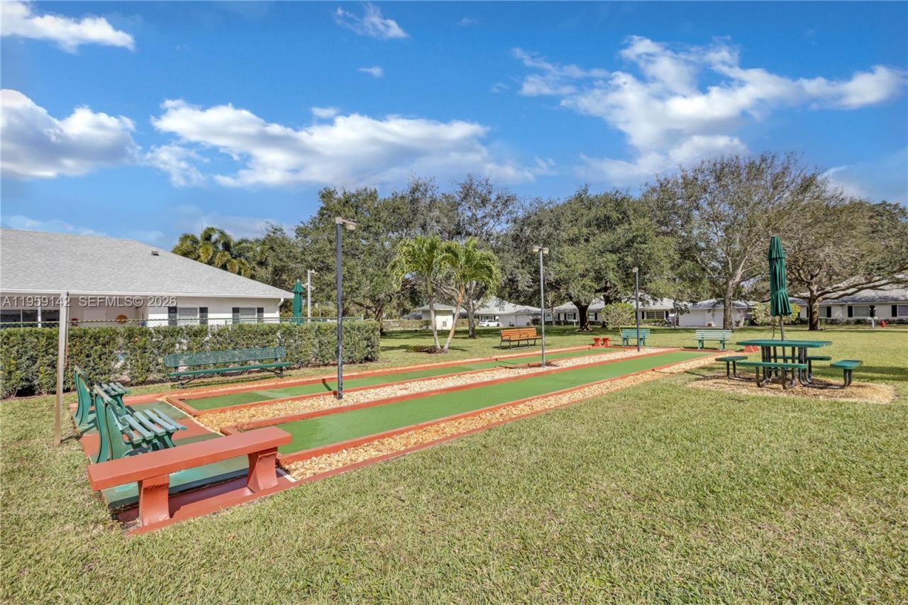 10115 44th Way S, Unit 409, Boynton Beach, FL 33436 Photo