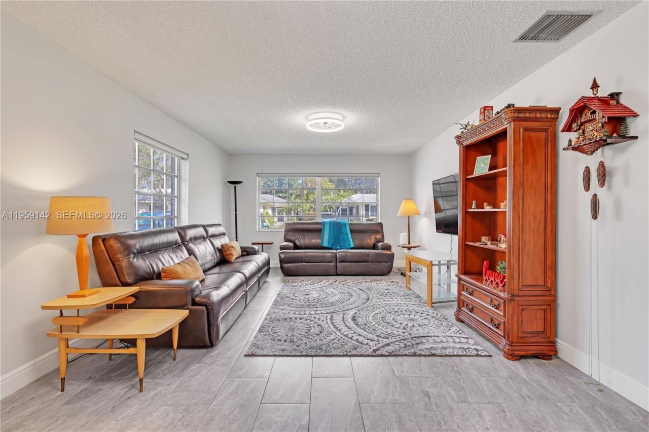 10115 44th Way S, Unit 409, Boynton Beach, FL 33436 Photo