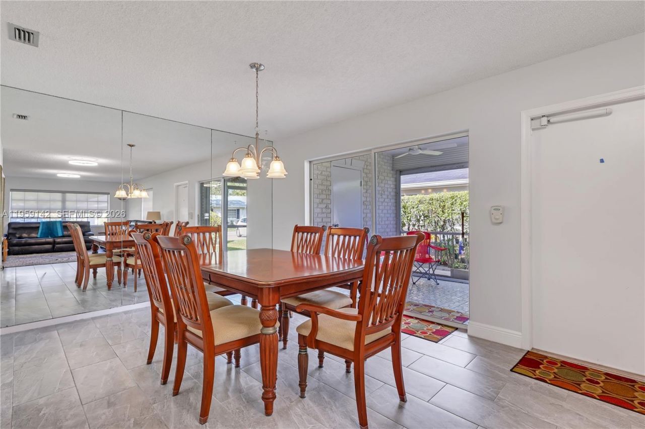 10115 44th Way S, Unit 409, Boynton Beach, FL 33436 Photo