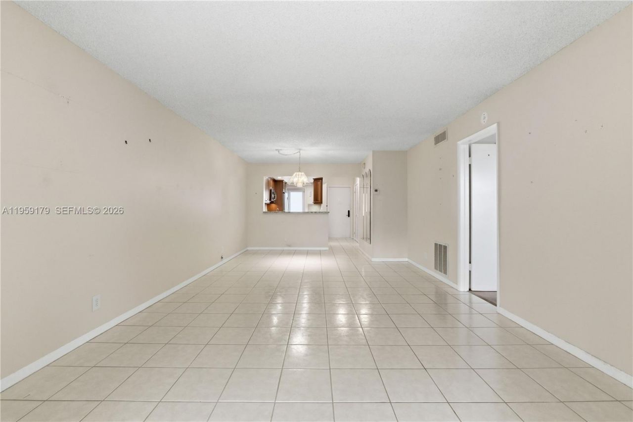 2350 NE 14th St Cswy , Unit 507, Pompano Beach, FL 33062 Photo