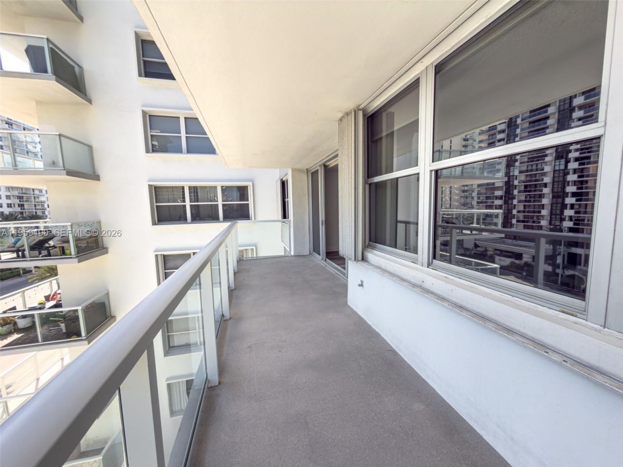 5750 Collins Ave, Unit 6J, Miami Beach, FL 33140 Photo
