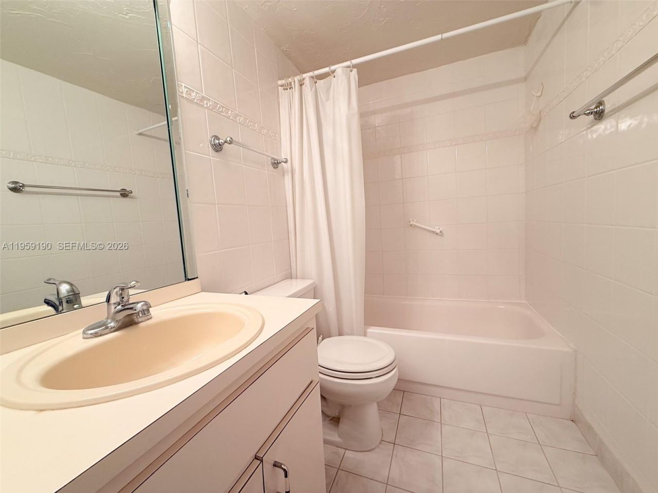 5750 Collins Ave, Unit 6J, Miami Beach, FL 33140 Photo