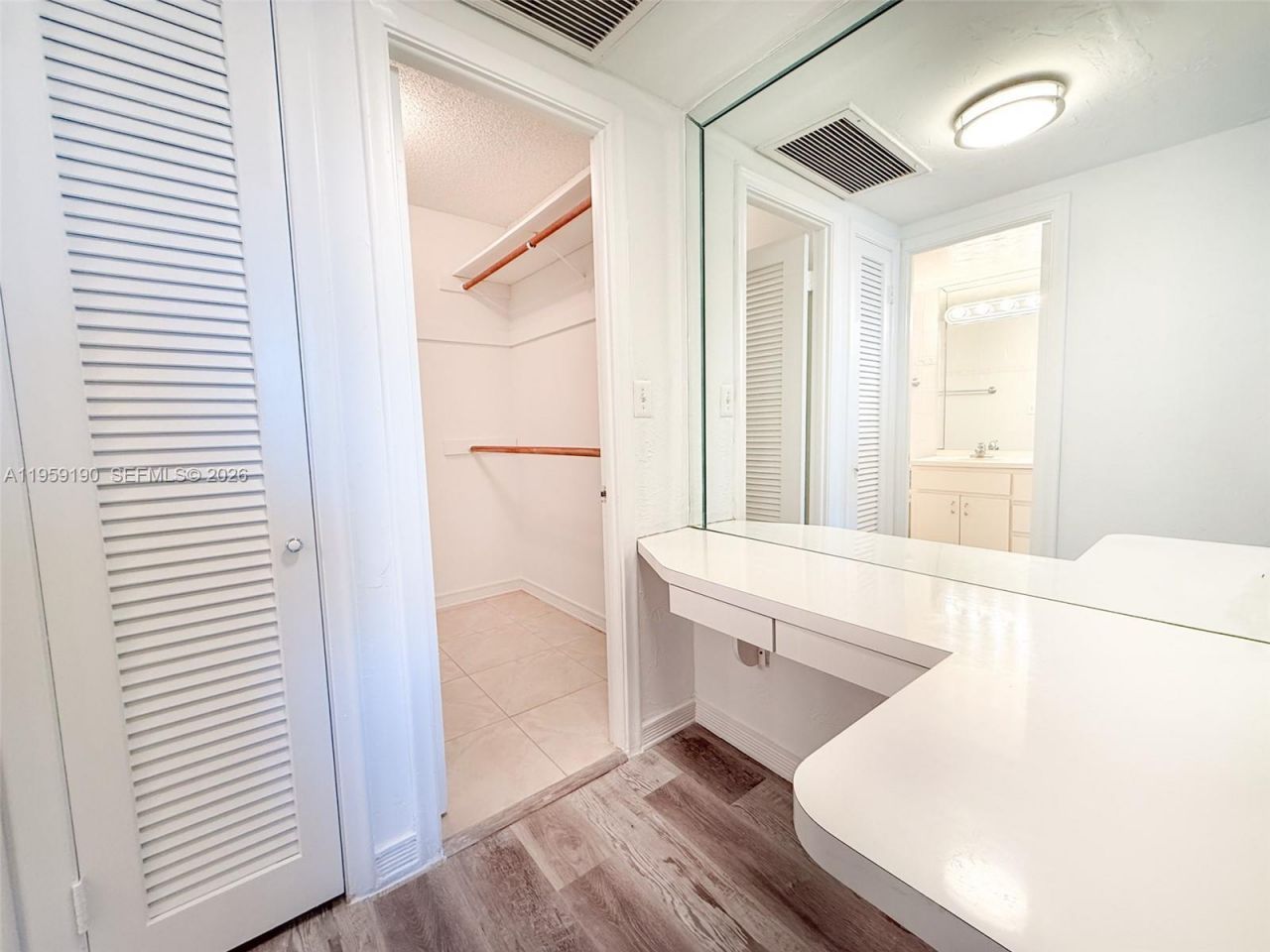 5750 Collins Ave, Unit 6J, Miami Beach, FL 33140 Photo