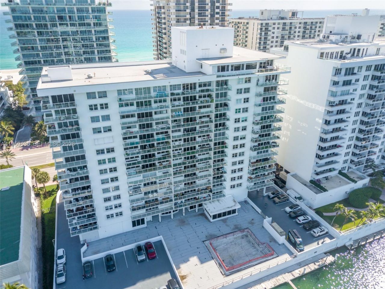 5750 Collins Ave, Unit 6J, Miami Beach, FL 33140 Photo