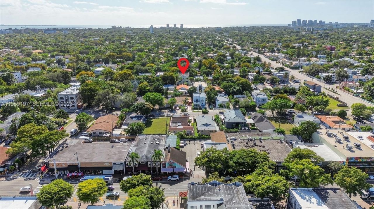 1630 SW 10th St , Miami, FL 33135 Photo