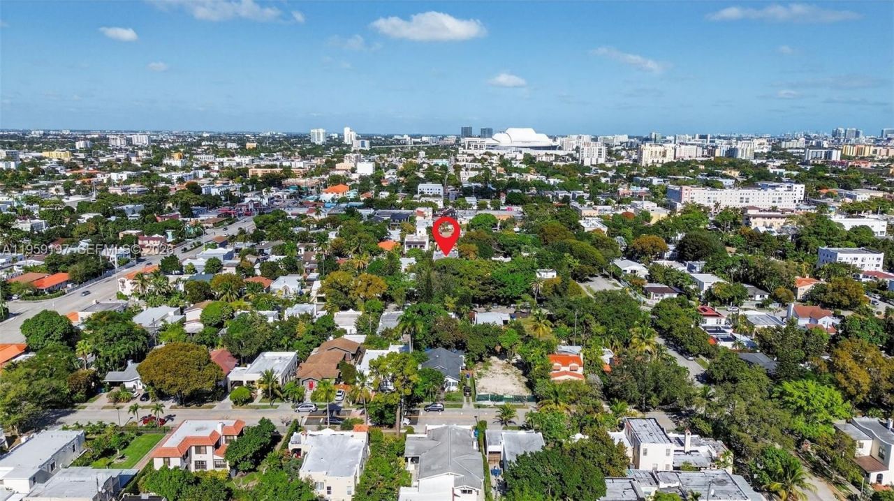 1630 SW 10th St , Miami, FL 33135 Photo