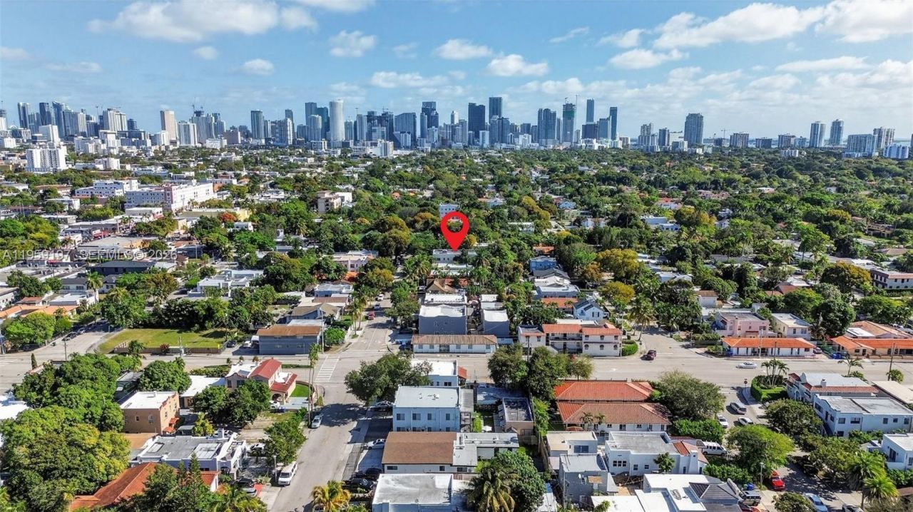 1630 SW 10th St , Miami, FL 33135 Photo