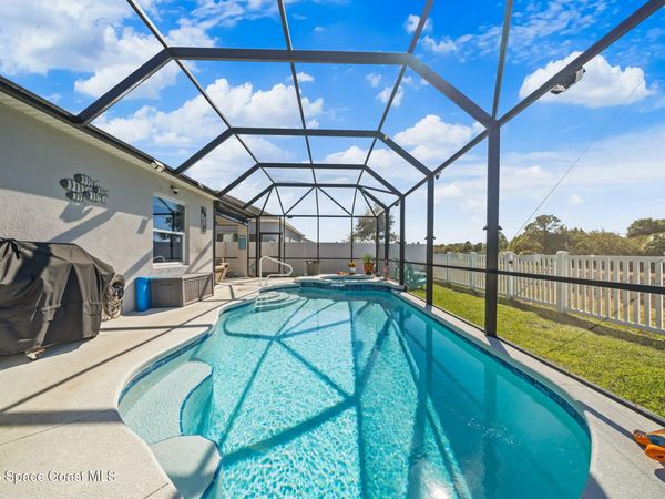 764 Corbin Circle SW, Palm Bay, FL 32908