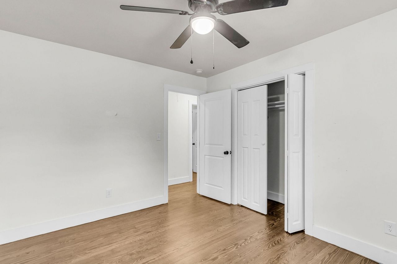 1025 Manigault Drive Photo 24