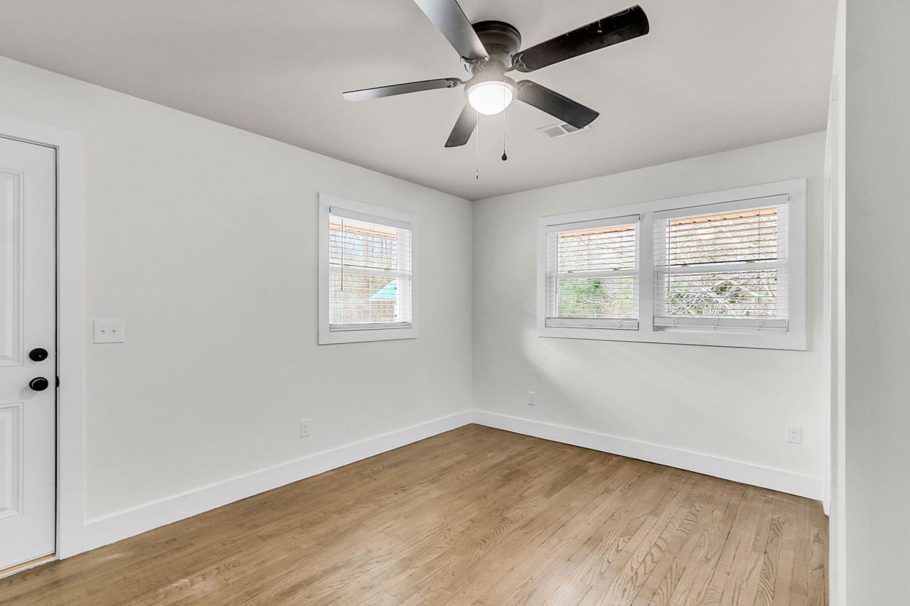 1025 Manigault Drive Photo 25