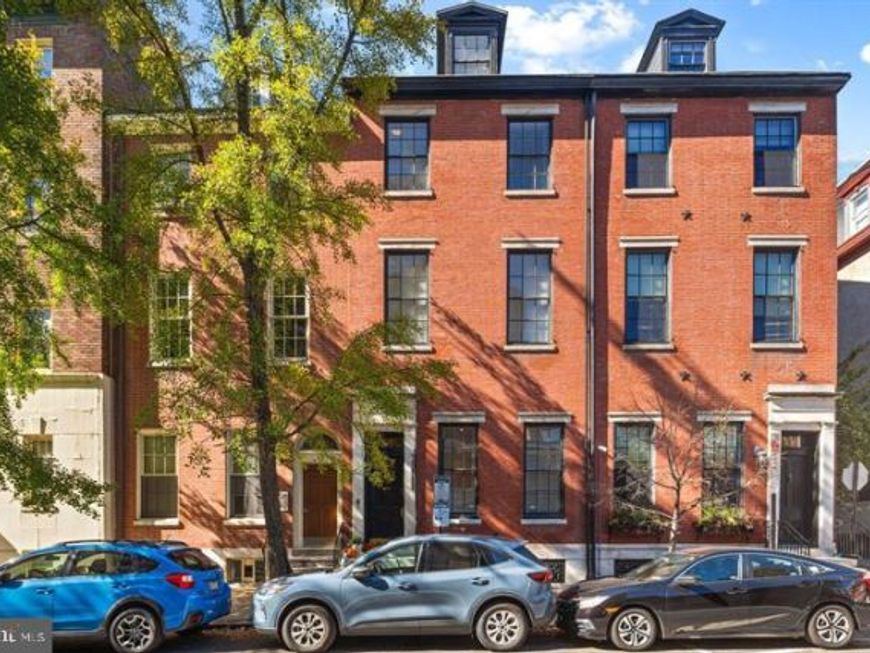 306 S 10th Street, Unit D, Philadelphia, PA 19107 Main Photo