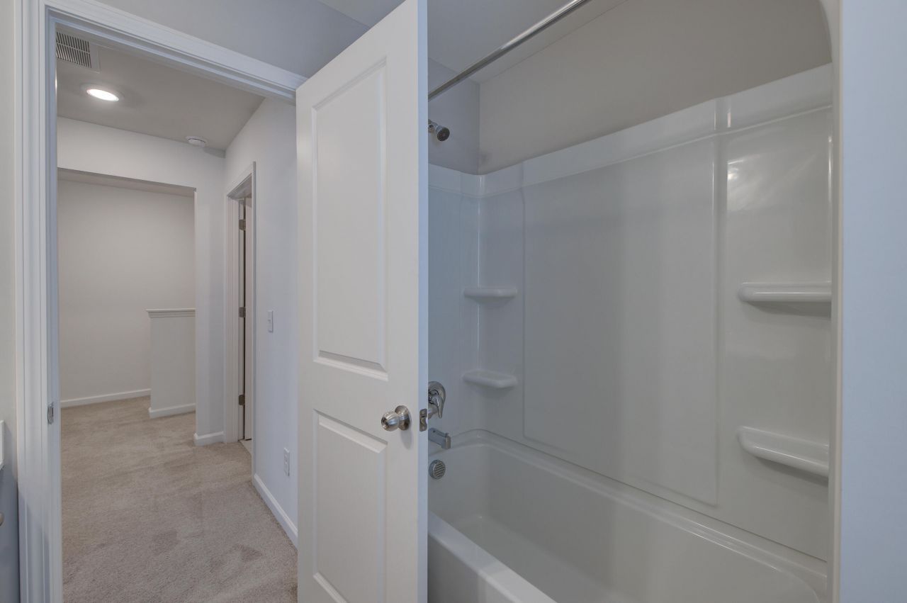 240 Godwit Drive Photo 24