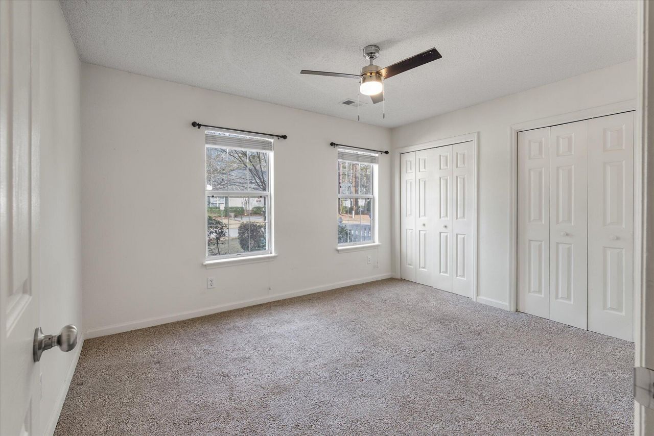 1849 Beechwood Road Photo 14