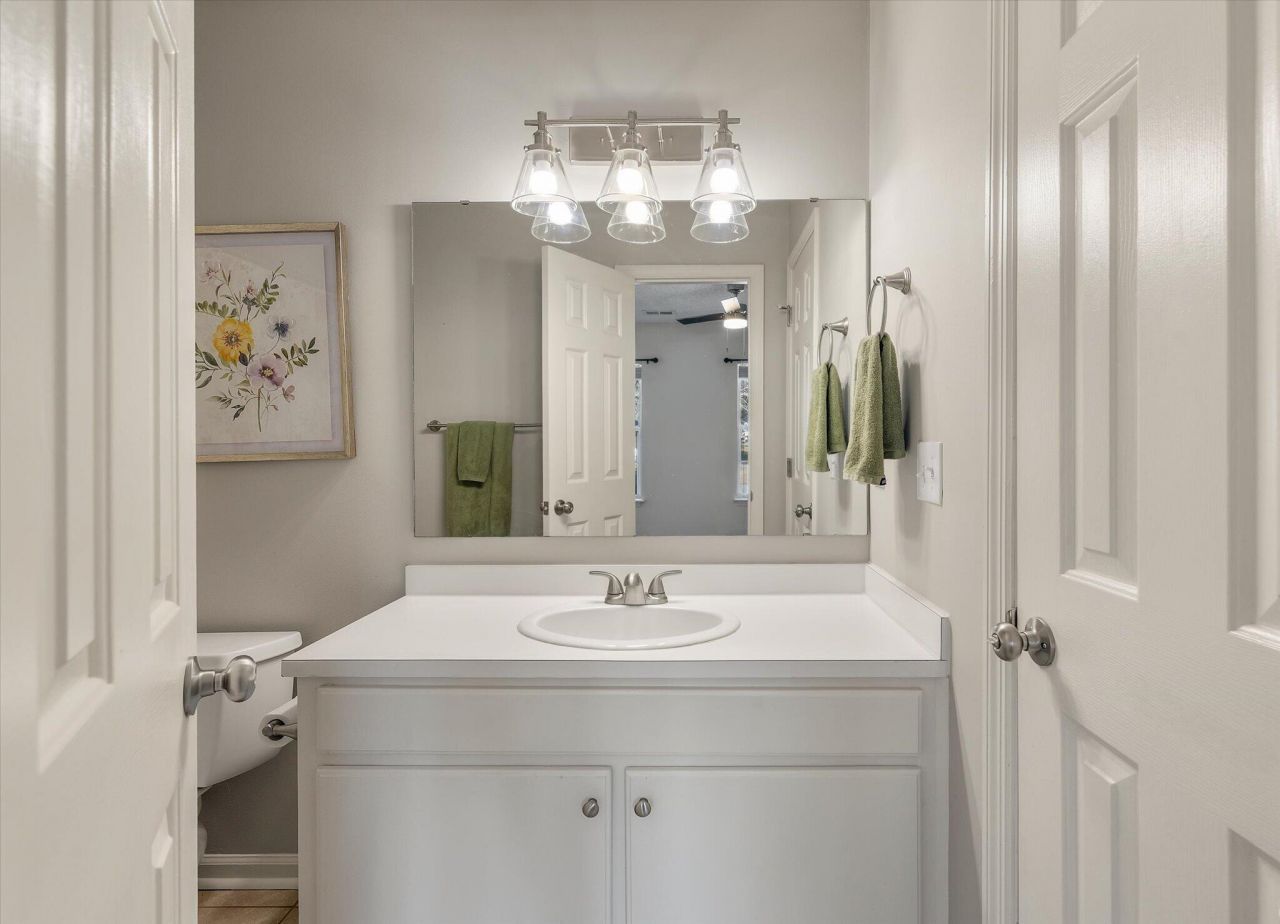 1849 Beechwood Road Photo 17