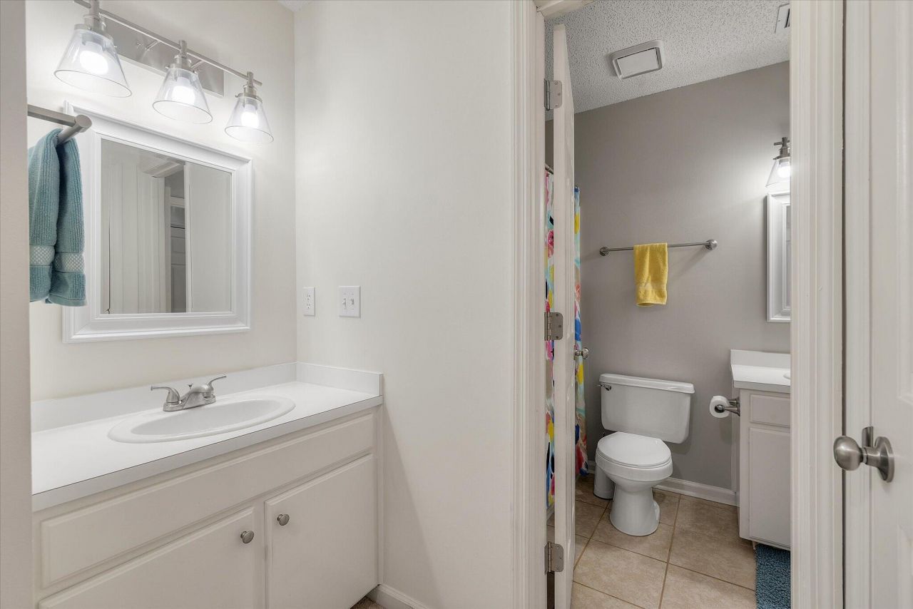 1849 Beechwood Road Photo 21