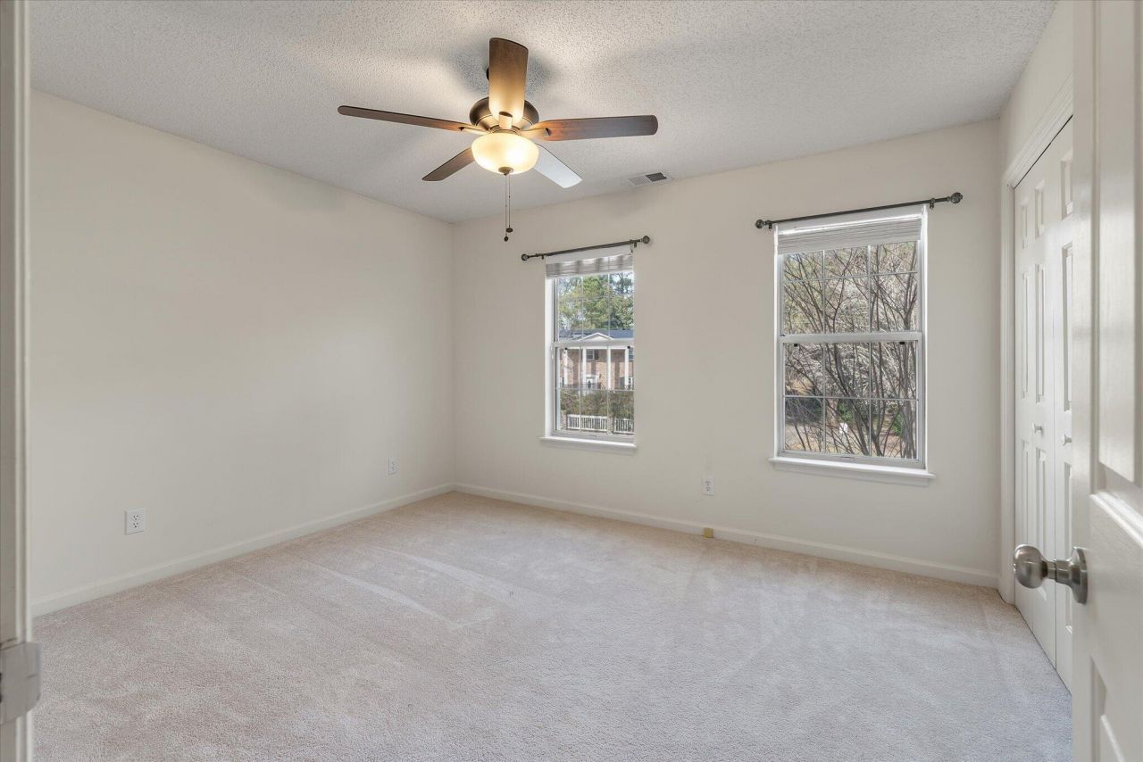 1849 Beechwood Road Photo 22