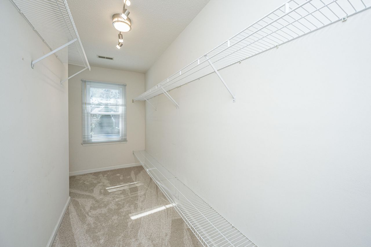 181 Pekoe Court Photo 32