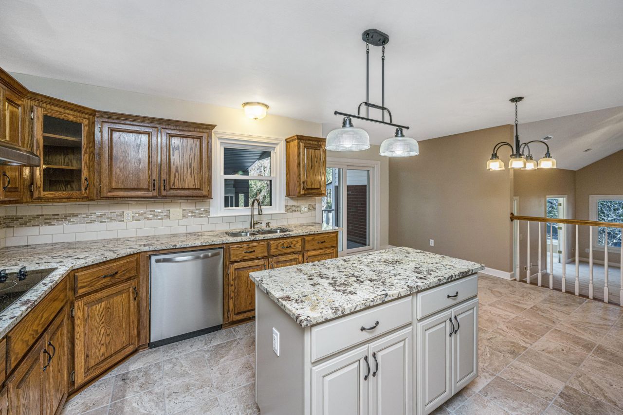 181 Pekoe Court Photo 42