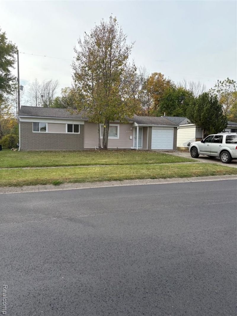 2210 O'brien Road, Mt. Morris Township, MI 48458 Main Photo