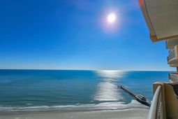 8500 Margate Circle photo 4