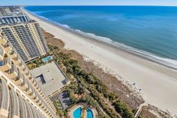 8500 Margate Circle photo 4