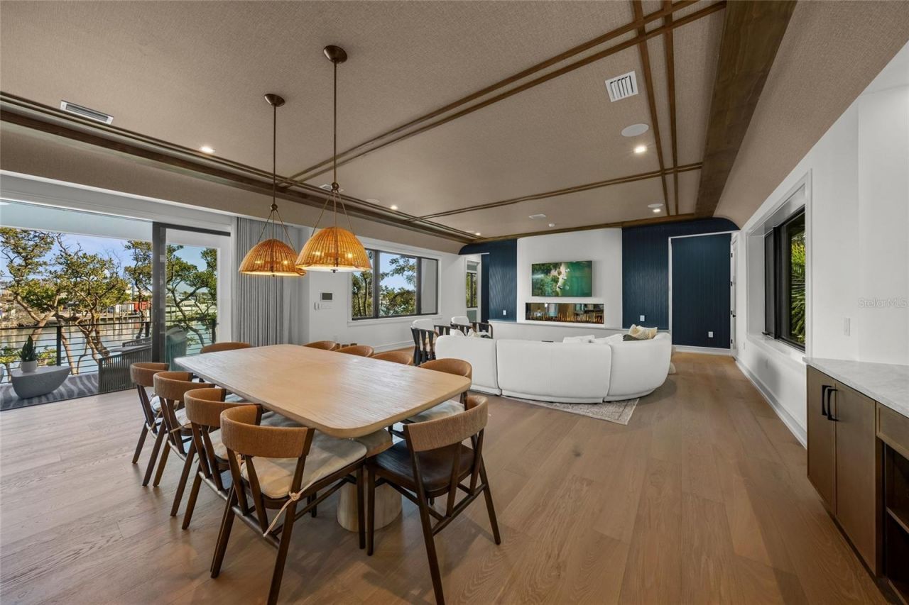 821 S Bay Boulevard, Anna Maria, FL 34216 Photo