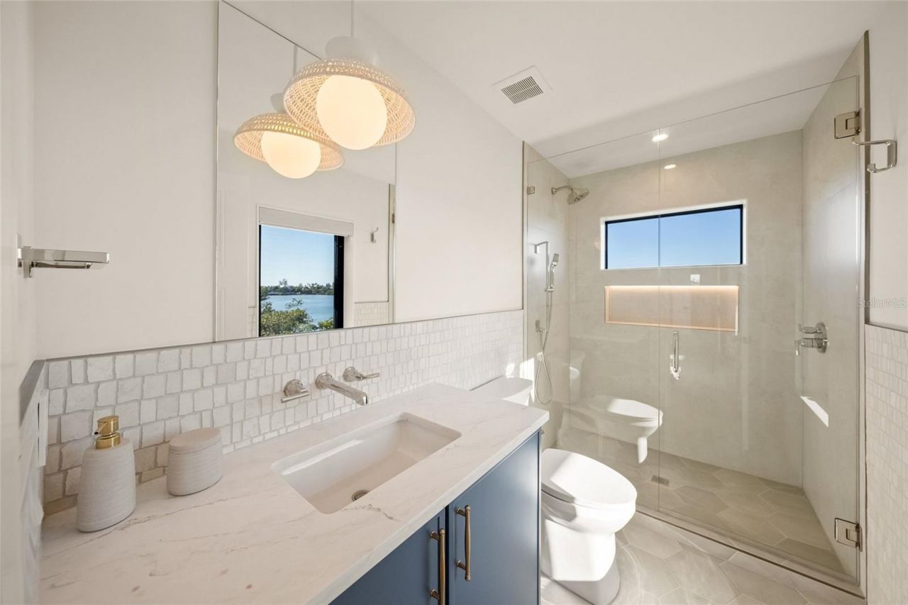 821 S Bay Boulevard, Anna Maria, FL 34216 Photo