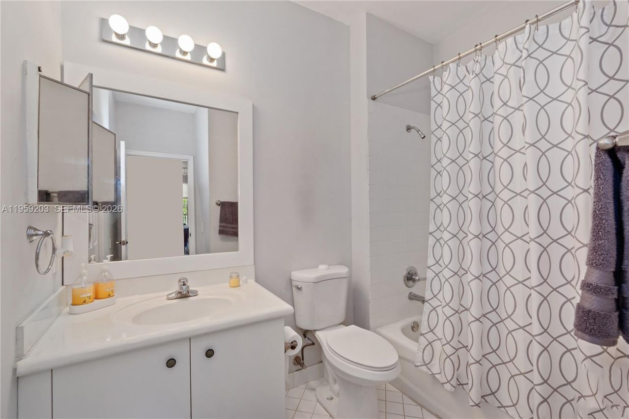 1095 Chenille Cir, Weston, FL 33327 Photo