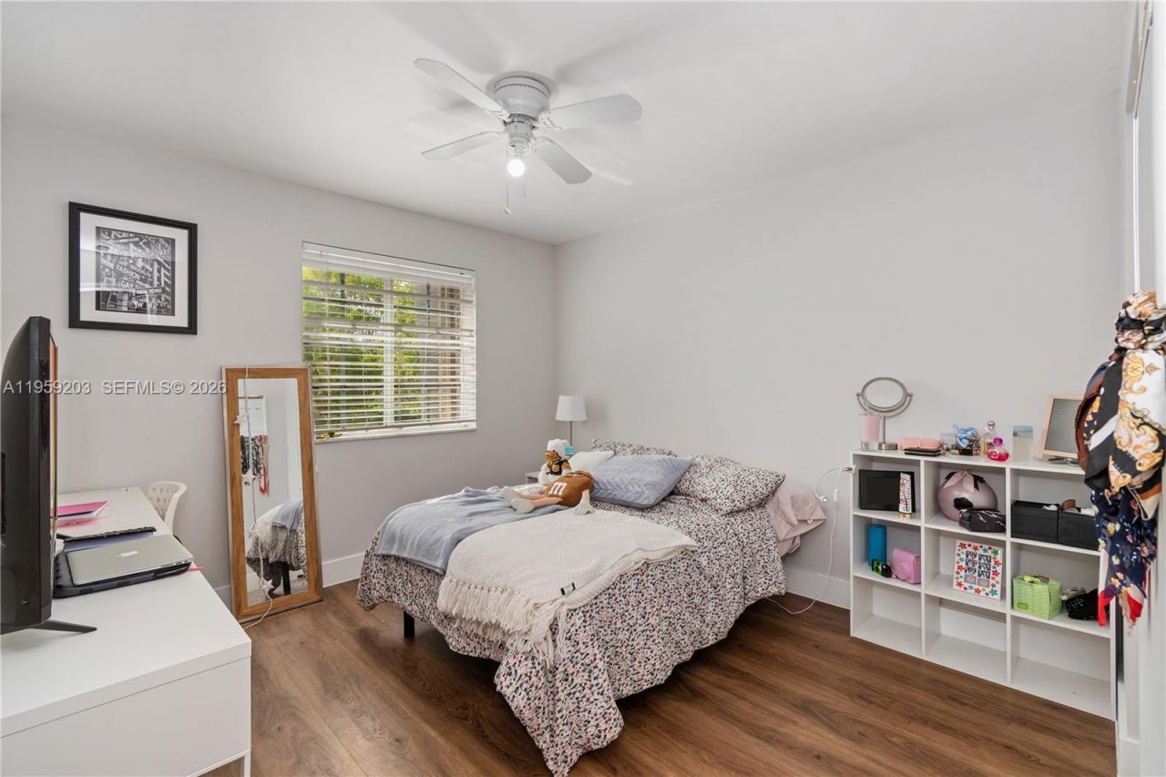 1095 Chenille Cir, Weston, FL 33327 Photo