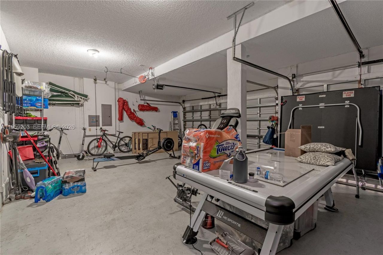 1095 Chenille Cir, Weston, FL 33327 Photo