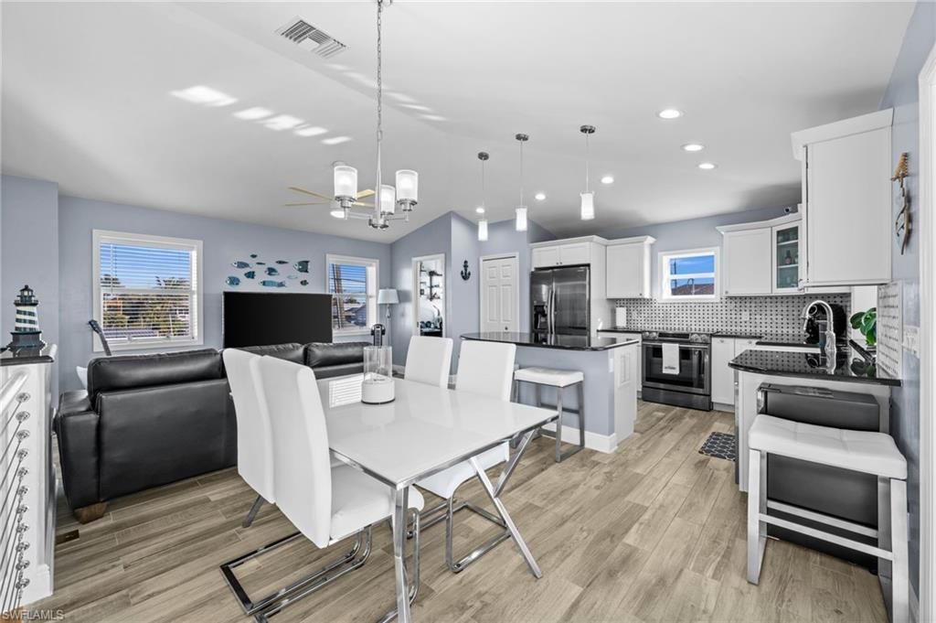 2391 Oleander St, Saint James City, FL 33956 Photo