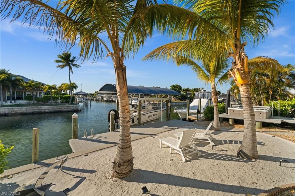 2391 Oleander St, Saint James City, FL 33956 Photo