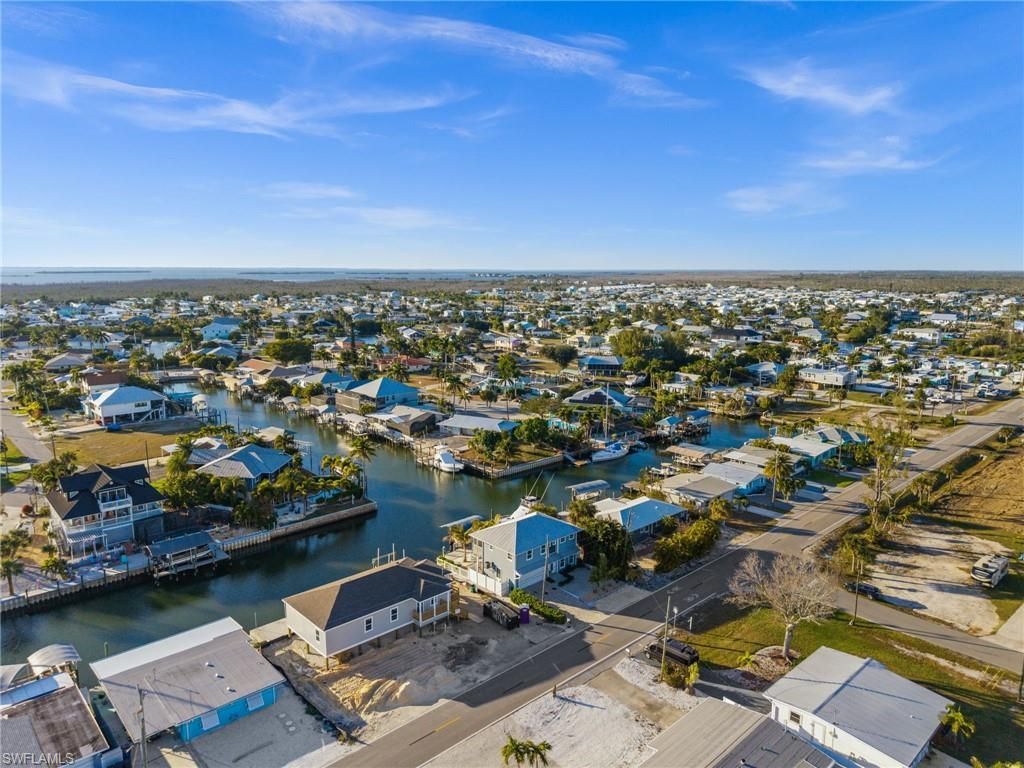 2391 Oleander St, Saint James City, FL 33956 Photo