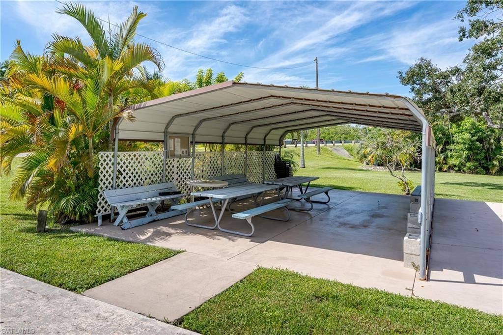 165 Riverwood Rd, Naples, FL 34114 Photo