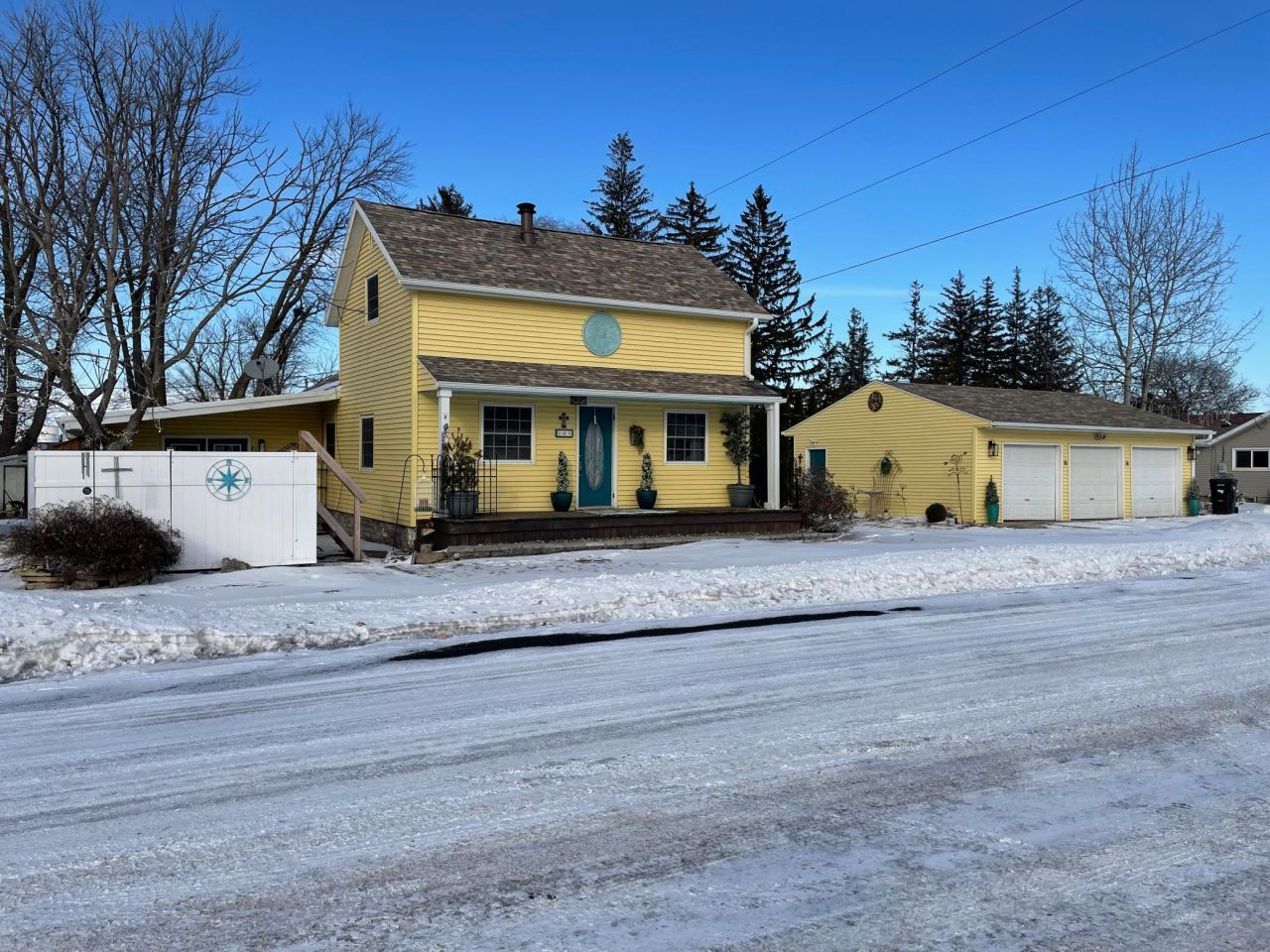 105 3rd Avenue Ne, Grand Meadow, MN 55936 Main Photo