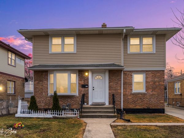 9741 Lonnquist Drive, Franklin Park, IL 60131