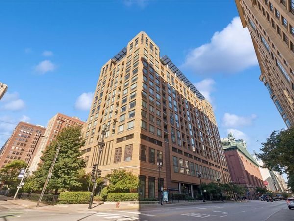 Unit 807, Chicago, IL 60605