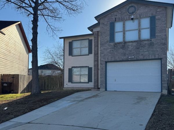 6702 Cape Meadow Dr, Converse, TX 78109