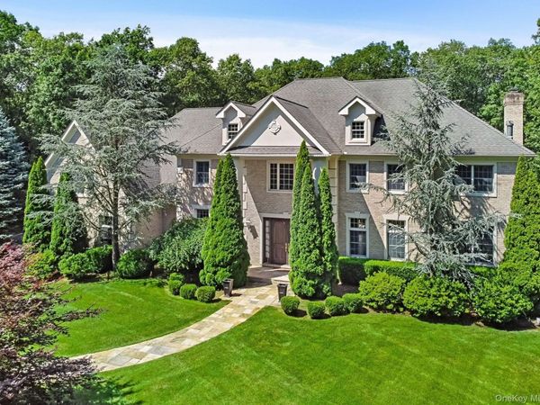 4 Hageman Court, Katonah, NY 10536