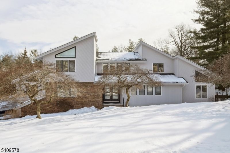 15 Lawrence Way, Cedar Grove, NJ 07009 Main Photo