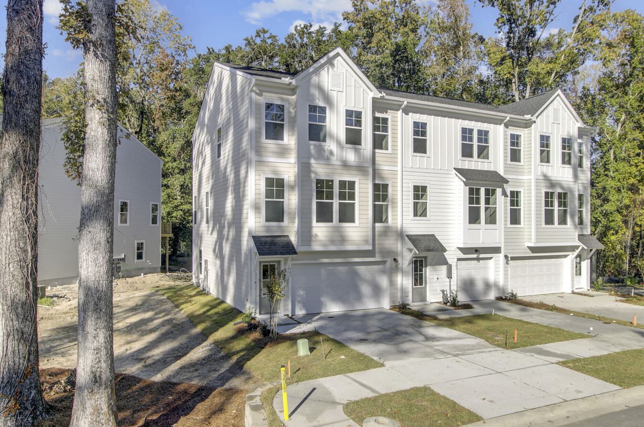 505 Caledon Court Photo 1