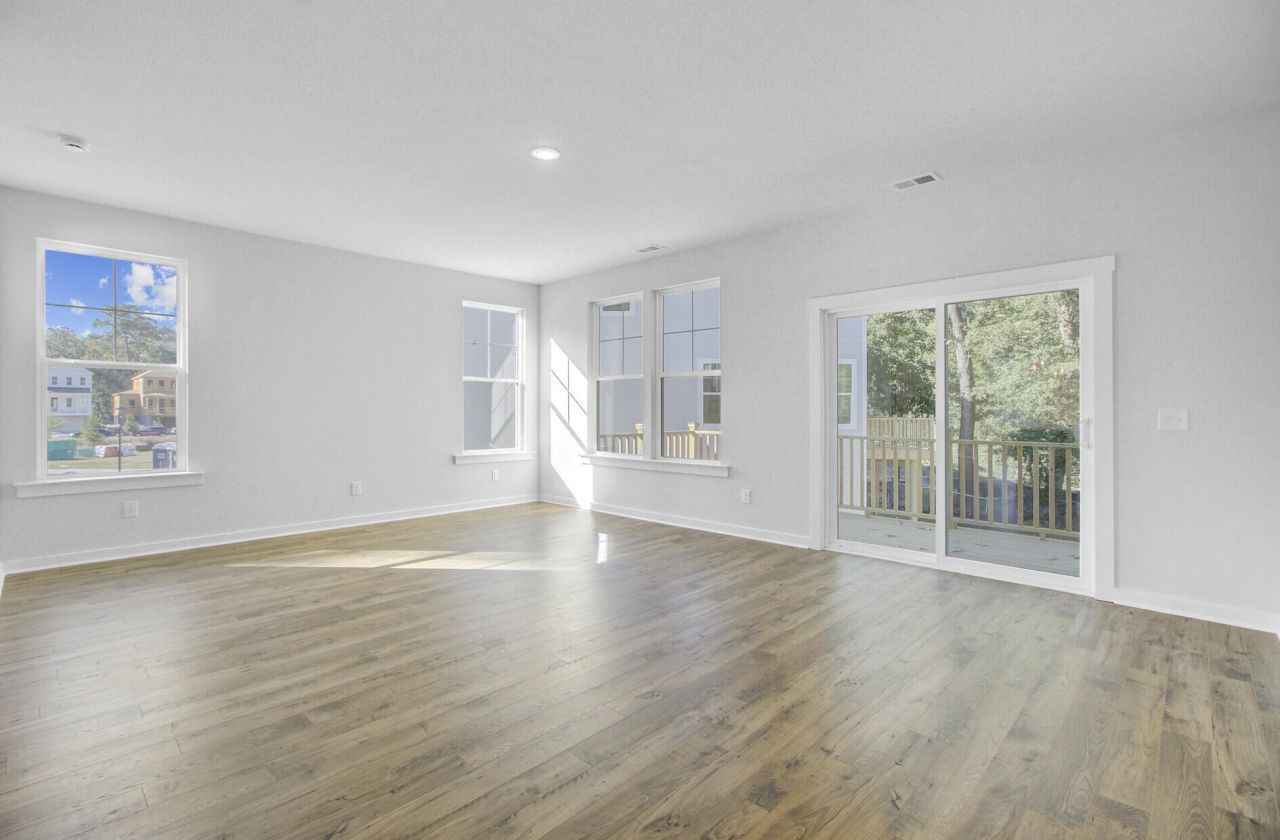 505 Caledon Court Photo 17