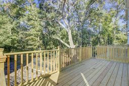 505 Caledon Court photo 4